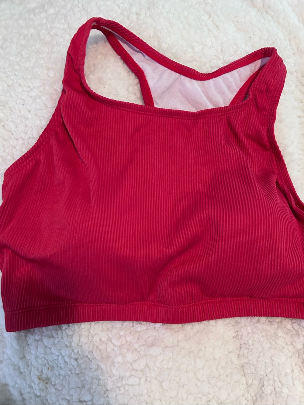 Source Unknown Ribbed High-Neck Sports Bralette in Red